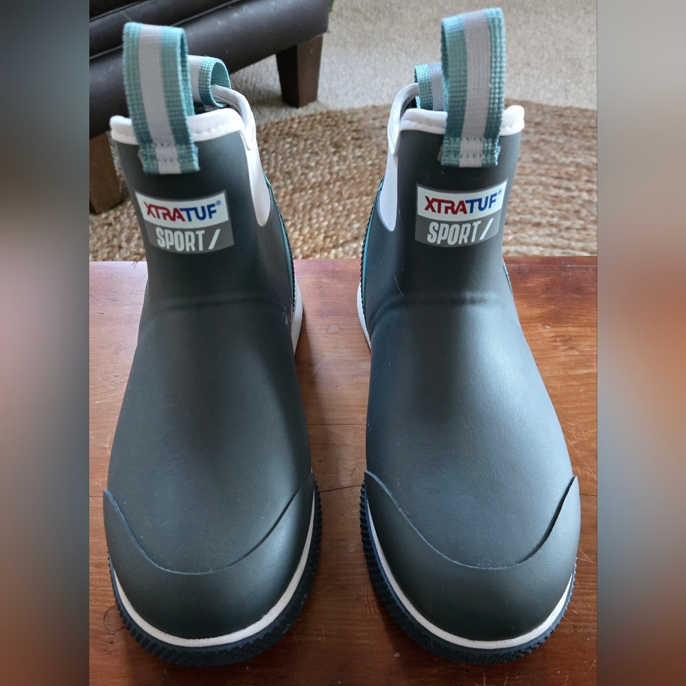 Xtratuf women's sport boot